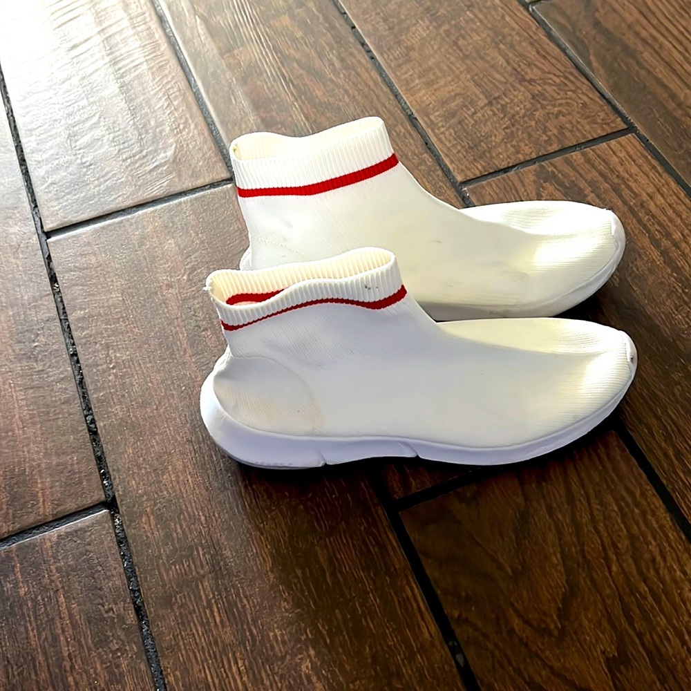 Womens Bar lll levan fabric slip ons size 9